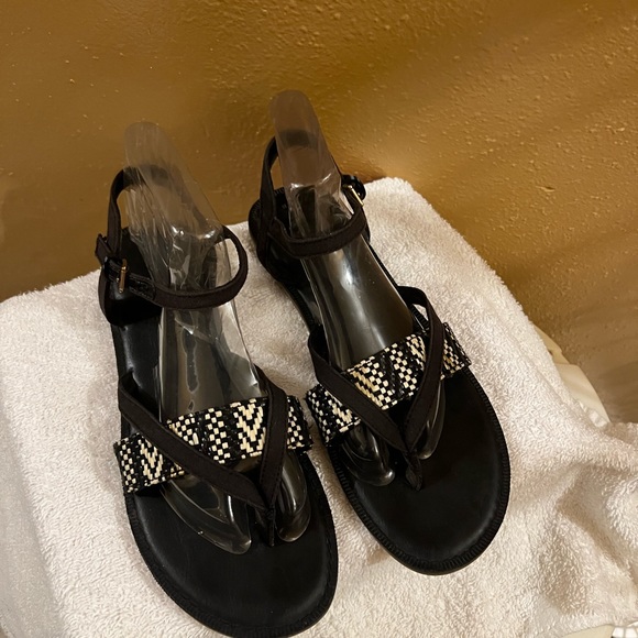 Tons T-Bar Sandals - Picture 2 of 6